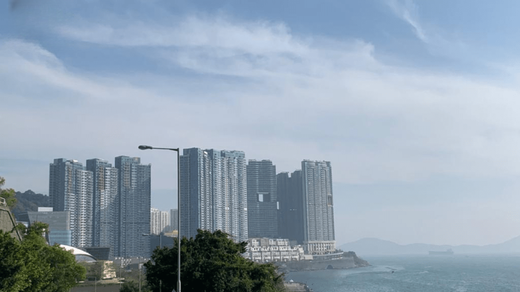 Talented Families Pay HKD 43,000 a Month for Seafront Apartments in Sai On Valley South District's Advantage Attracts Renters