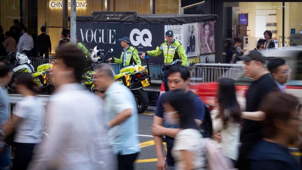 Halloween | MTR Central Station D1 Exit Temporarily Closed