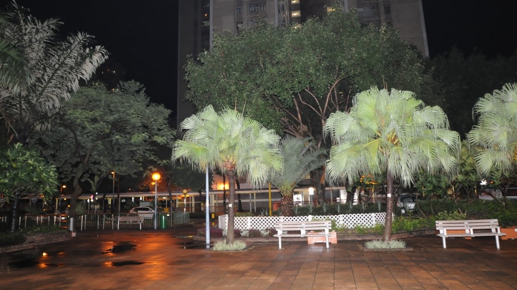 Security Guard at Tuen Mun Dingseok Village Dies After Falling from Corridor