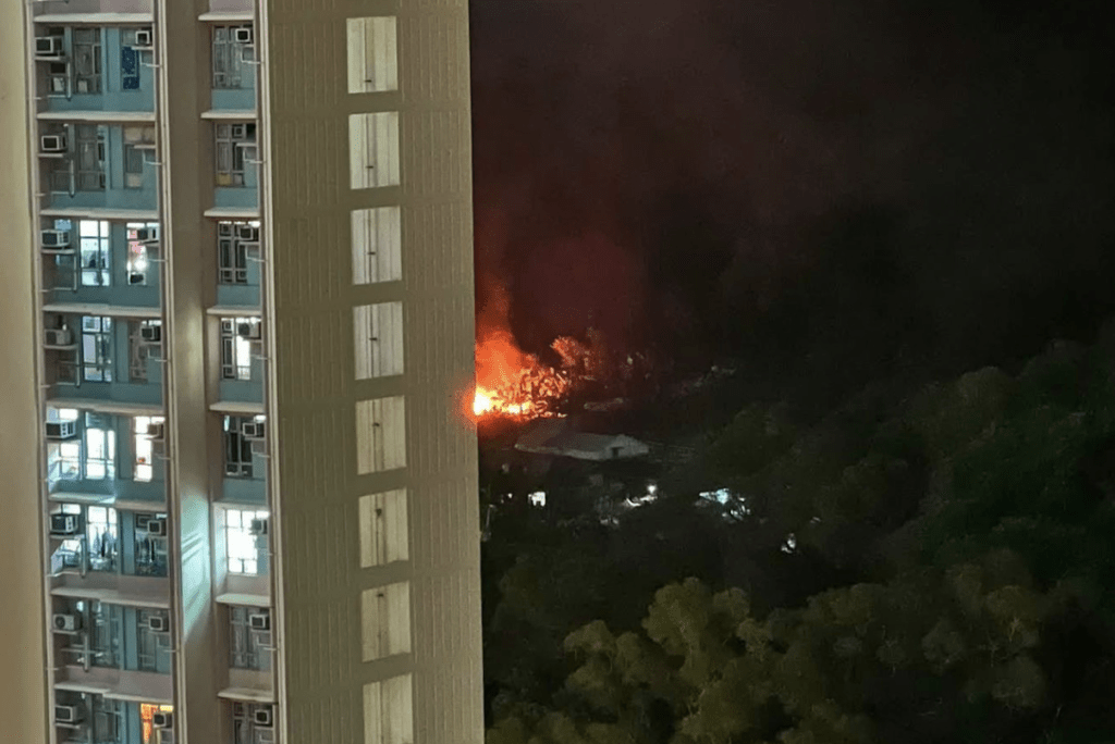 Fire Breaks Out at Iron Shed in Tuen Mun Huku Zhong Village, Suspected Faulty Wiring