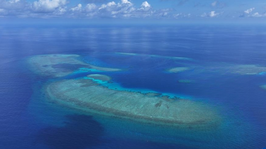 US warship Charleston intrudes near Subi Reef; PLA closely monitors