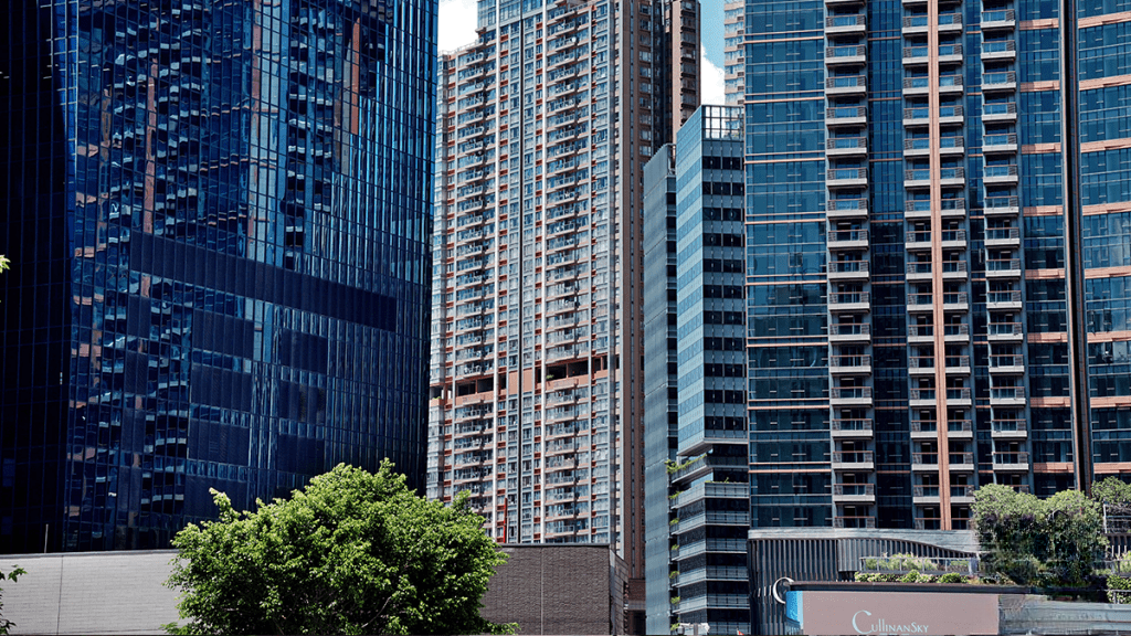 Hong Kong Private Residential Supply for Next 3 to 4 Years Resurges to Over 100,000 Units; Quarterly Increase of 4,000 Units